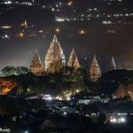 Candi Prambanan di Yogyakarta sebagai kompleks candi Hindu terbesar di Indonesia